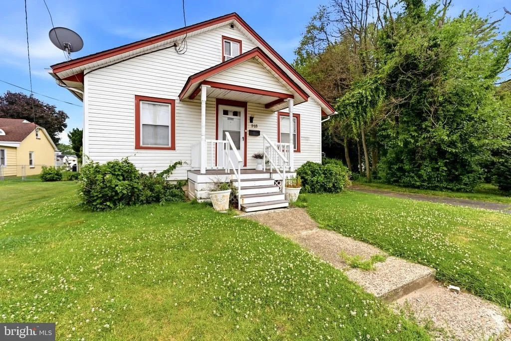 Photo of 918 COLUMBUS ROAD