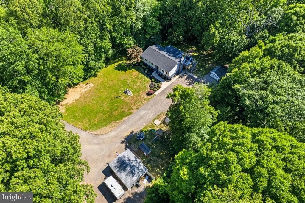 Photo of 1610 AVERY ROAD