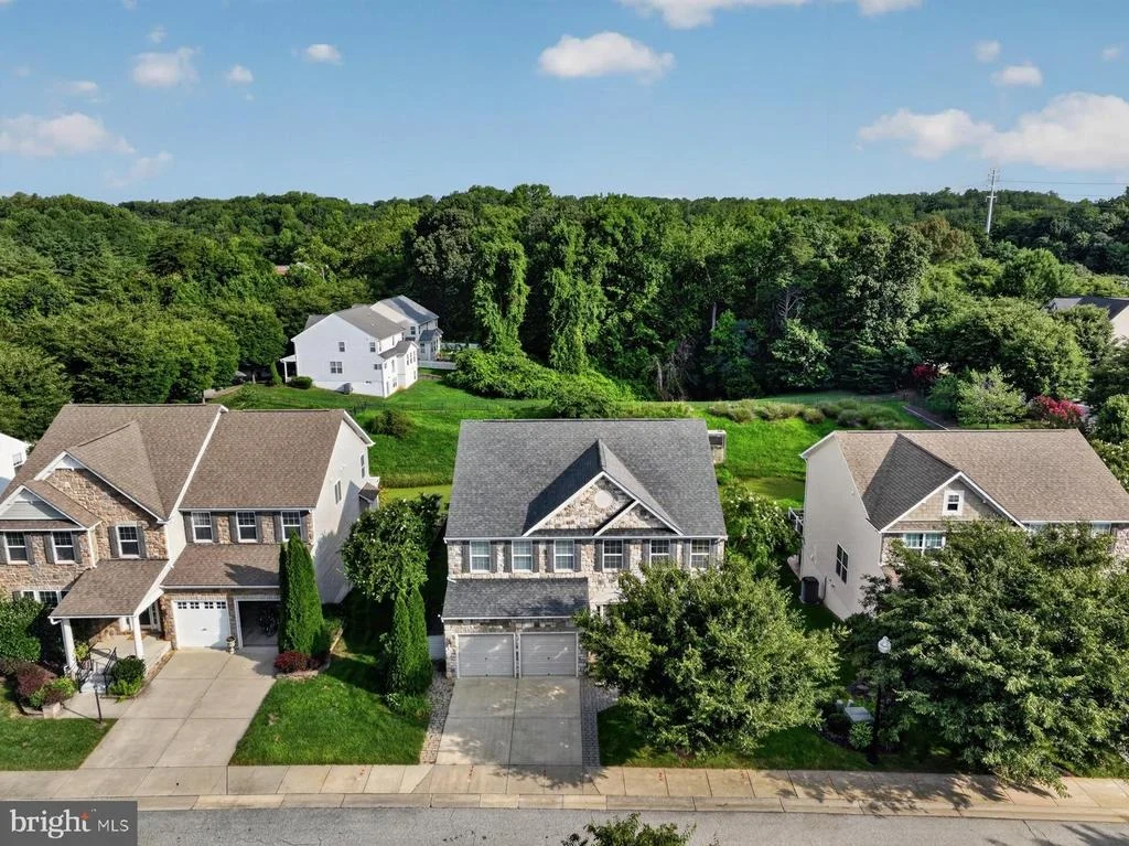 Photo of 810 MORAN DRIVE