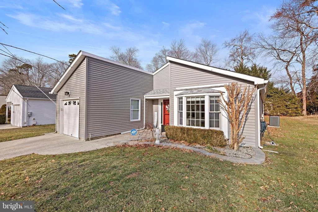 Photo of 256 VALLEY FORGE DRIVE
