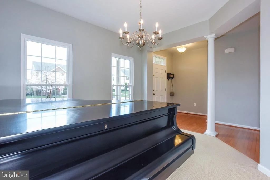 Photo of 9106 SEWARD STREET