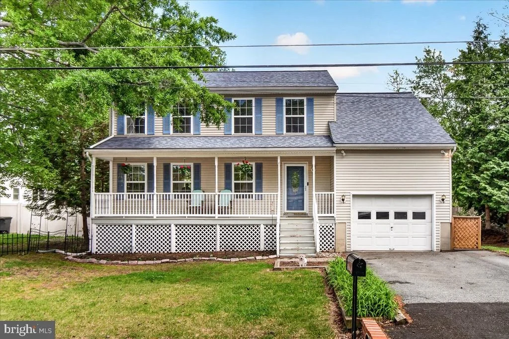 Photo of 3847 HOLLY DRIVE