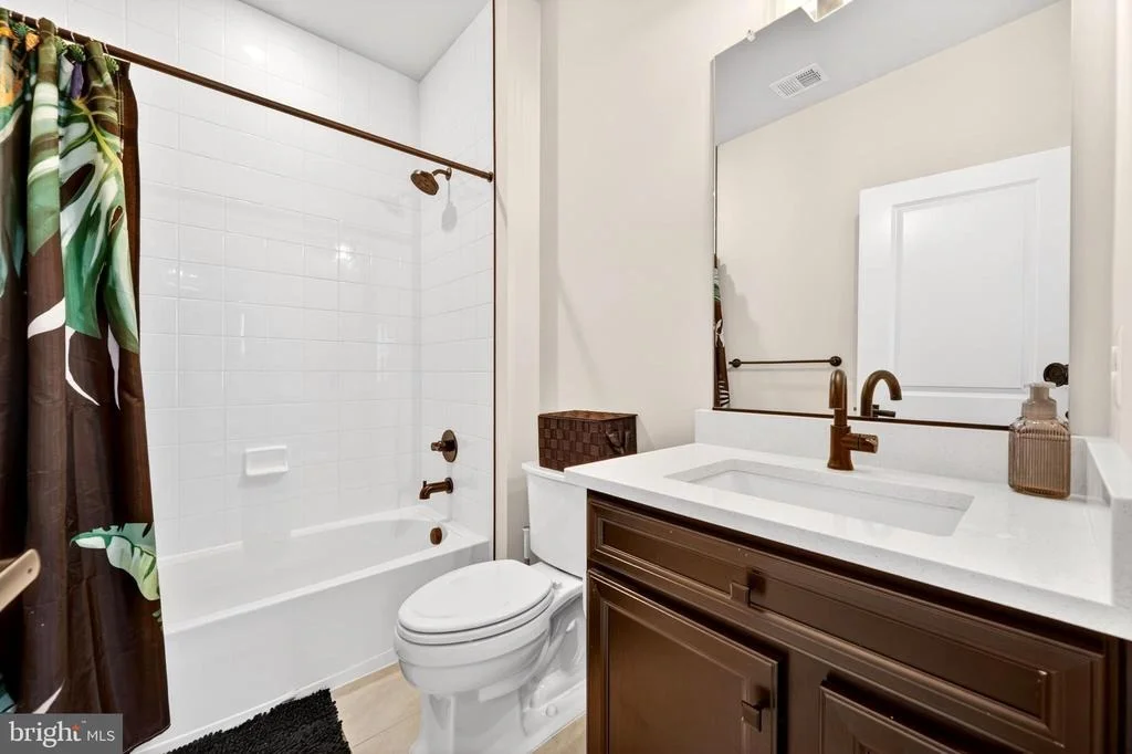 Photo of 7973 LAWNDALE CIRCLE