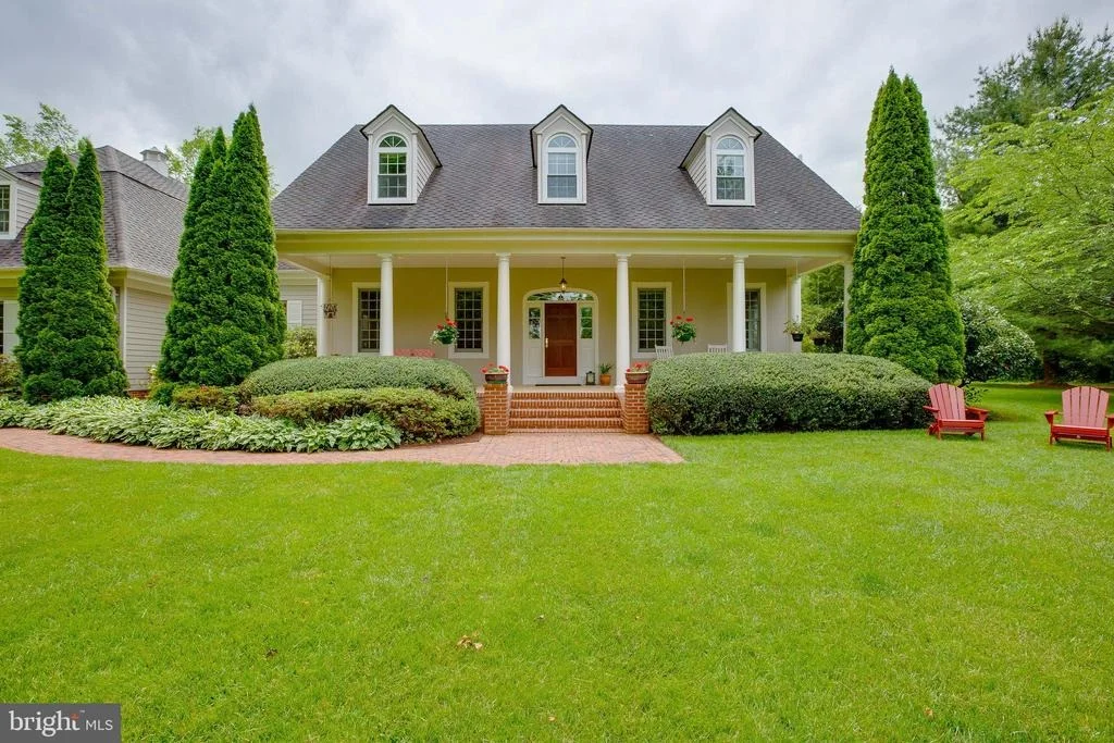 Photo of 6504 GRIFFITH ROAD