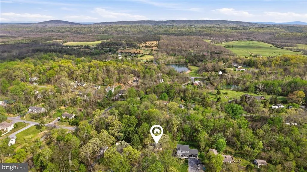 Photo of 105 BUCKSKIN TRAIL