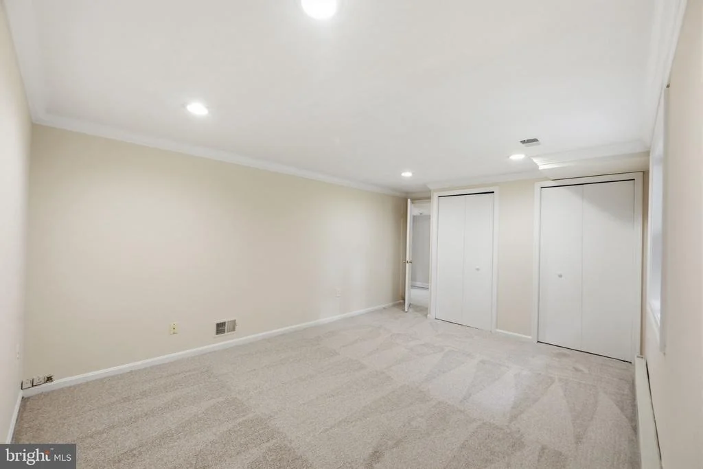 Photo of 14204 PICCADILLY ROAD