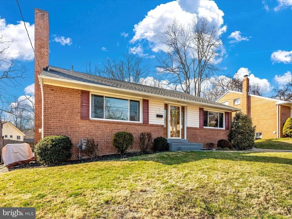 Photo of 13206 BLUHILL ROAD