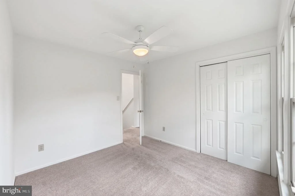 Photo of 909 WILLOWLEAF WAY