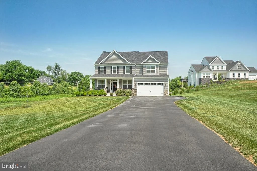 Photo of 8702 HAWBOTTOM ROAD