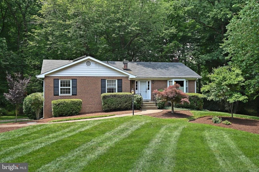Photo of 3142 SEARSMONT PLACE