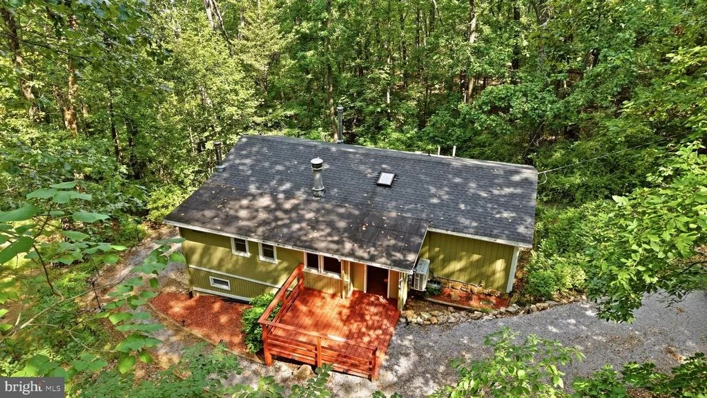 Photo of 686 NANCY JACK ROAD