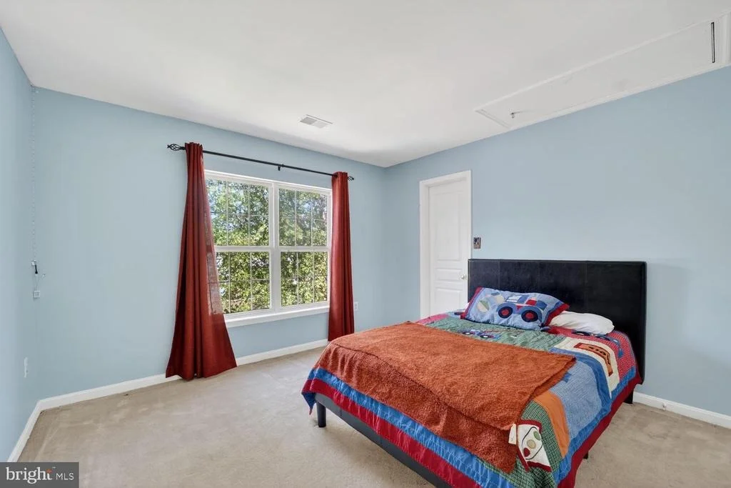 Photo of 8023 RIVER PARK ROAD ROAD