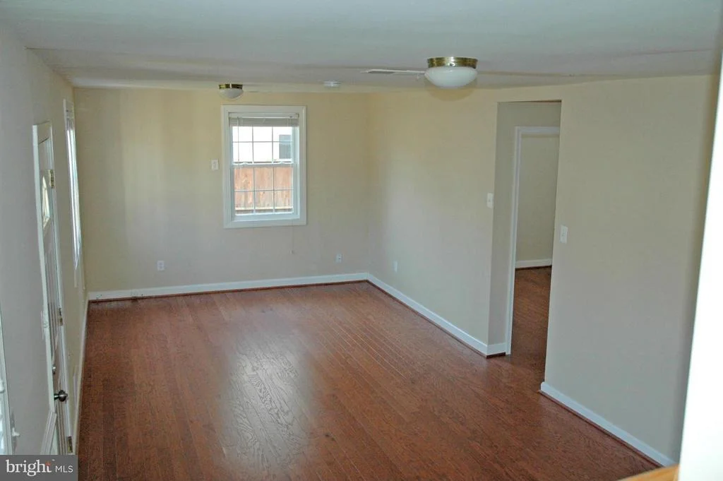 Photo of 3228 WAYNE ROAD