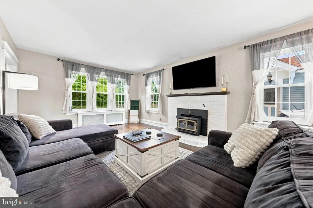 Photo of 552 BELLEVUE AVENUE