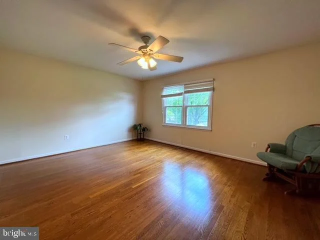 Photo of 212 FARMGATE LANE