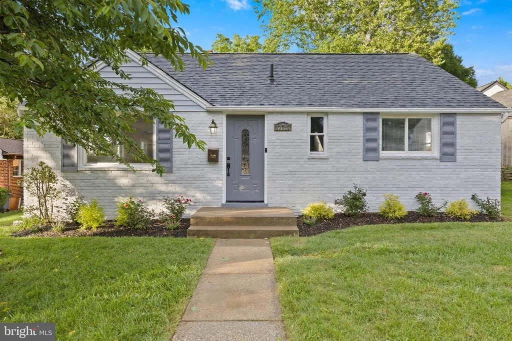 Photo of 12717 HOLDRIDGE ROAD