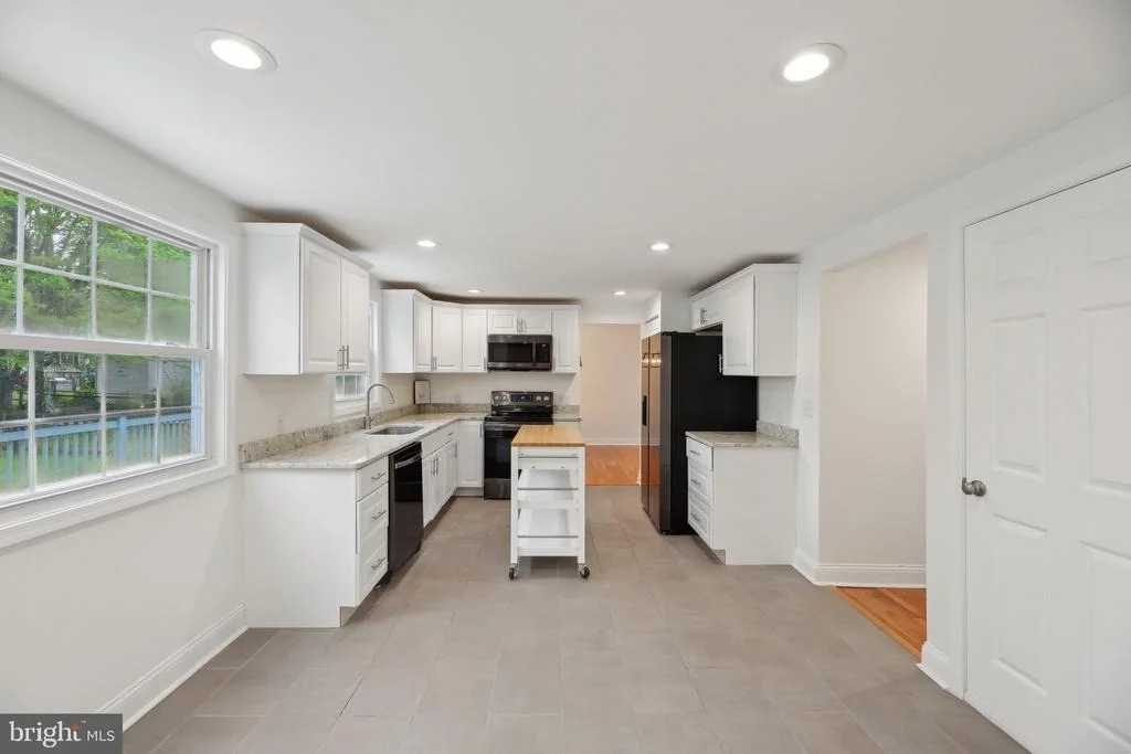 Photo of 1844 MILLSTREAM DRIVE