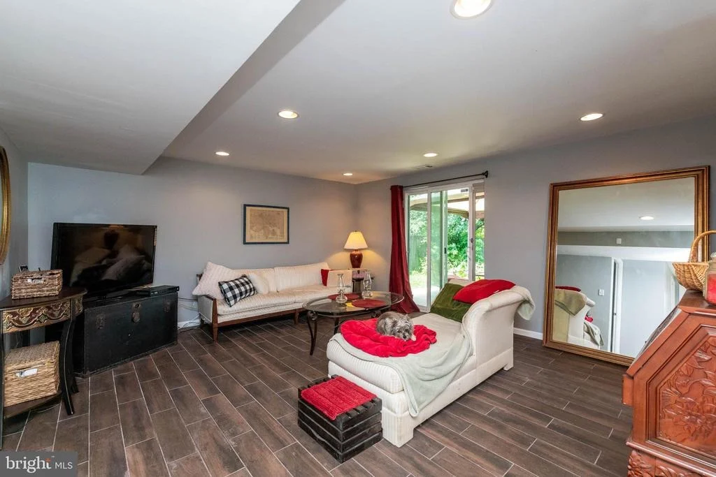 Photo of 3728 LIVE OAK ROAD