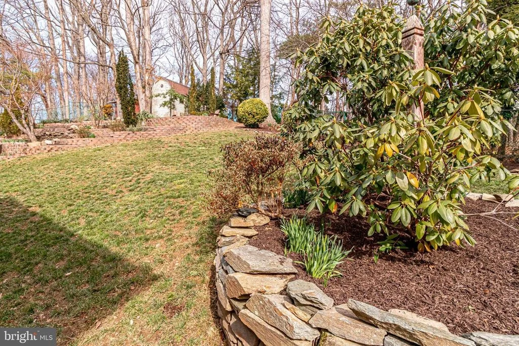 Photo of 919 JUNIPER PLACE