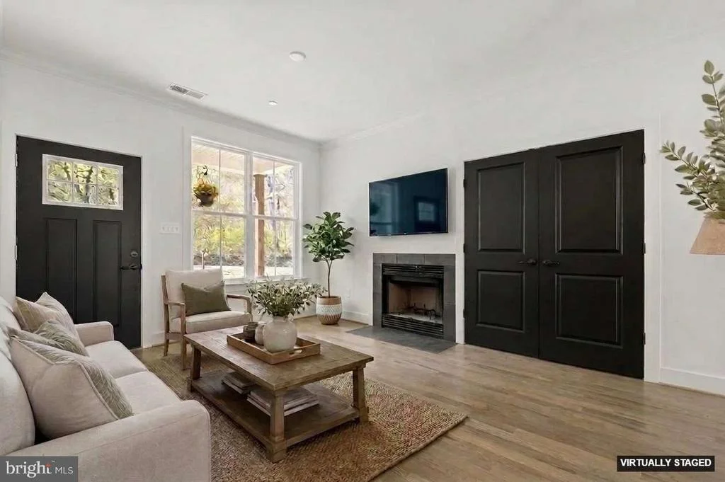 Photo of 7125 EDGEMONT ROAD