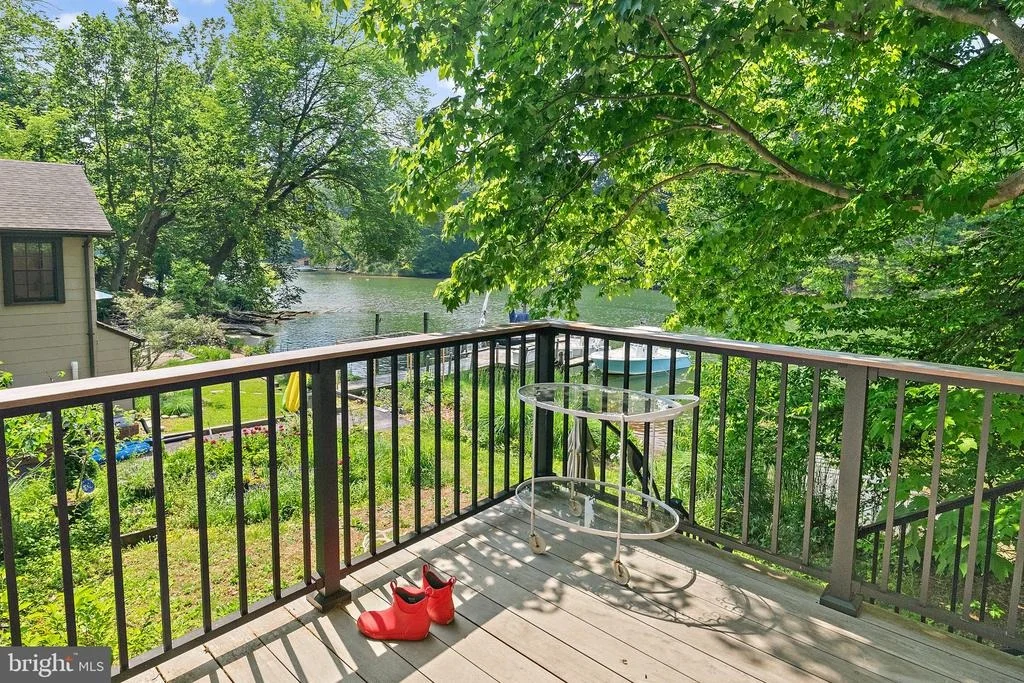 Photo of 1448 WESTWAY