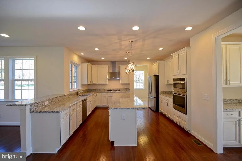 Photo of 15308 THOROUGHFARE ROAD