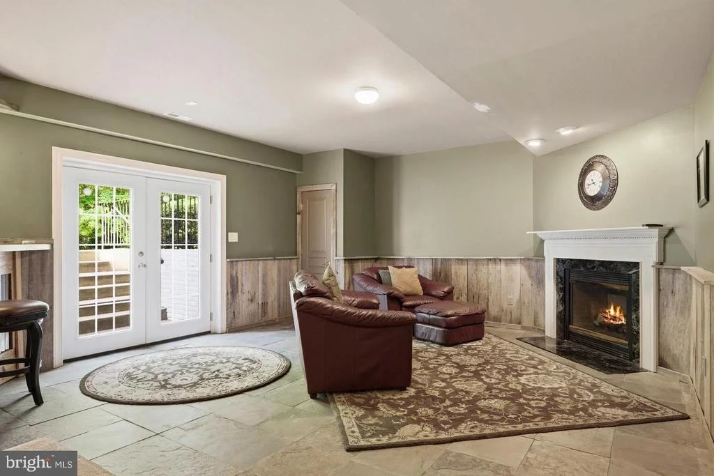 Photo of 3820 LEAFCREST COURT
