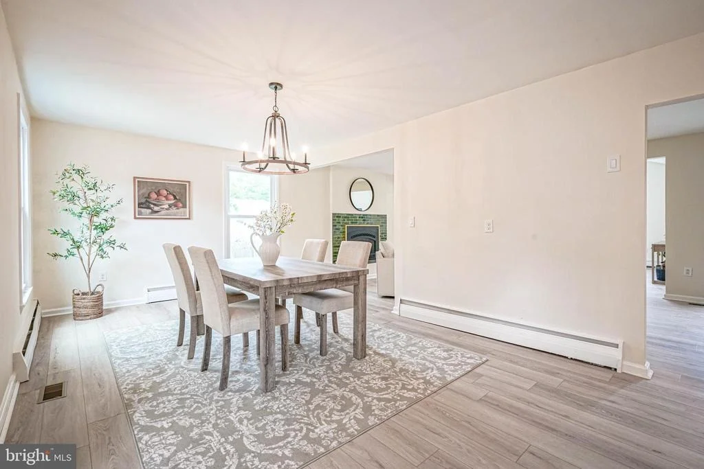 Photo of 299 HICKSTOWN ROAD
