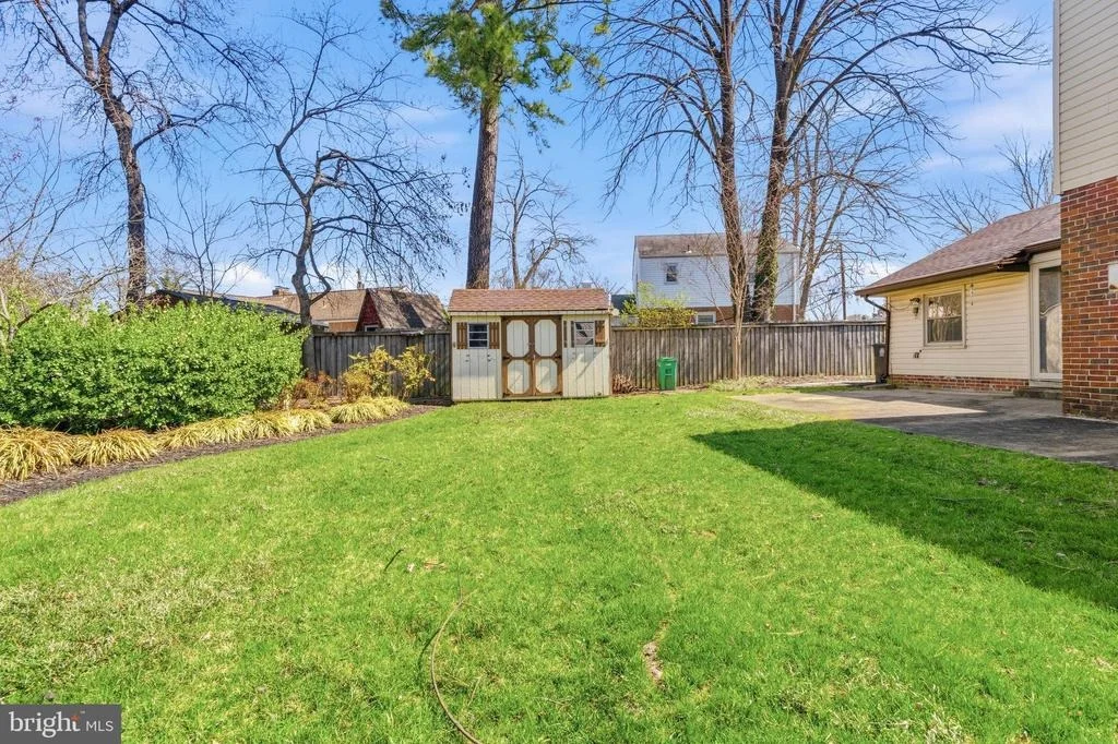 Photo of 2502 HUGHES ROAD