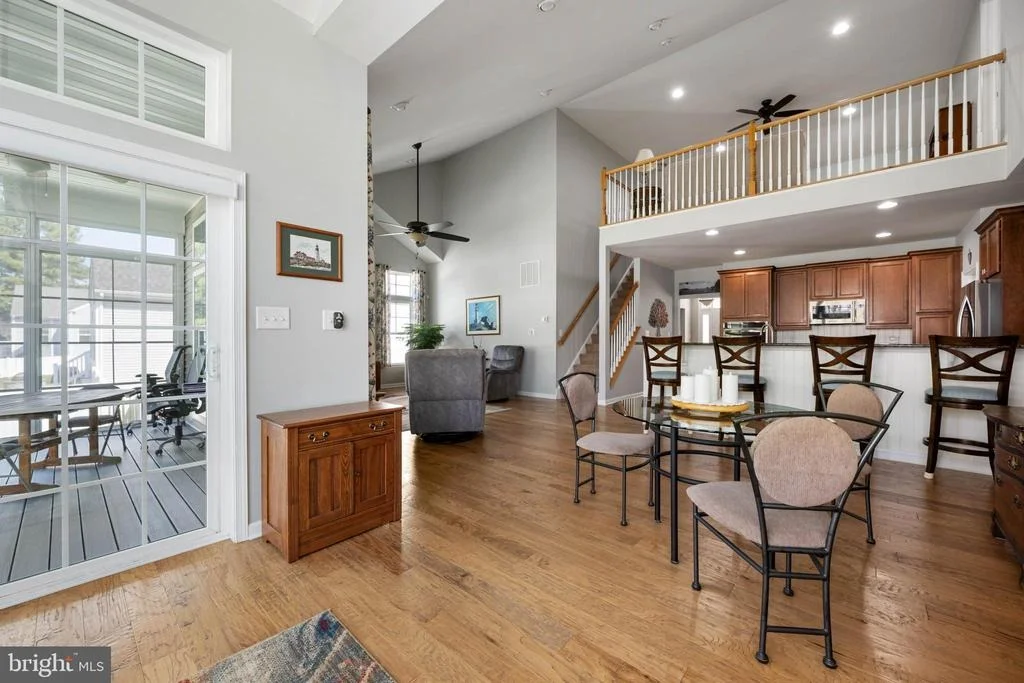 Photo of 147 W SHORE DRIVE