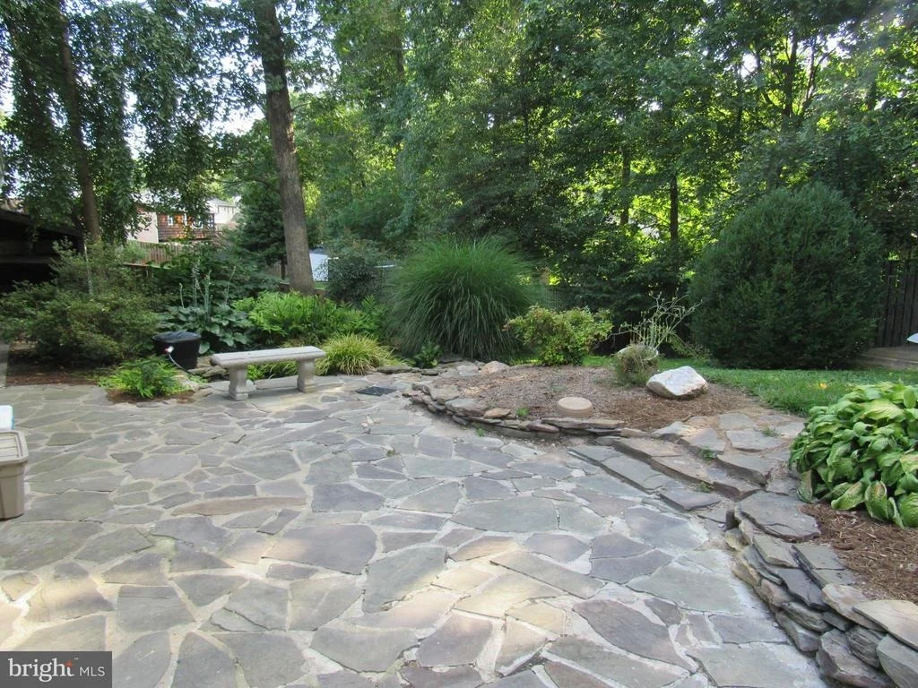 Photo of 6700 HUNTSMAN BOULEVARD