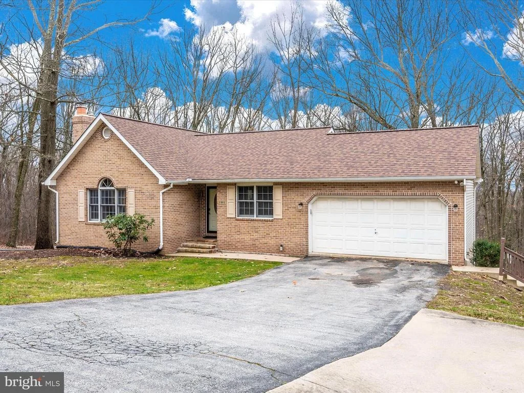 Photo of 3905 BUFFALO ROAD