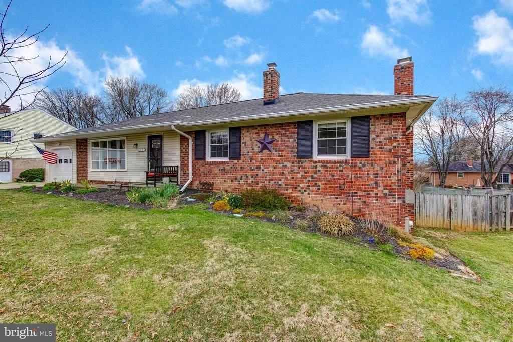 Photo of 4113 OLNEY LAYTONSVILLE ROAD