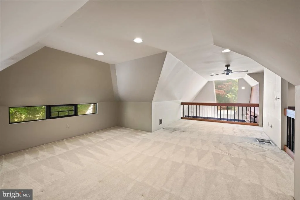 Photo of 7575 POTOMAC FALL ROAD
