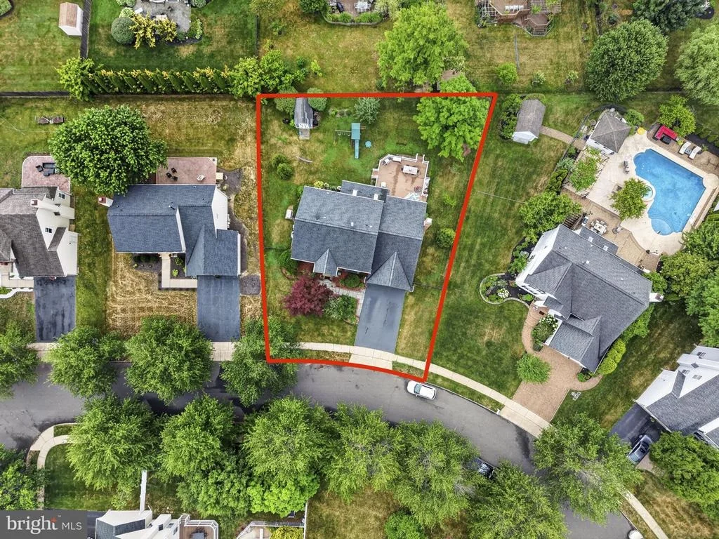 Photo of 14 STONEHEDGE DRIVE