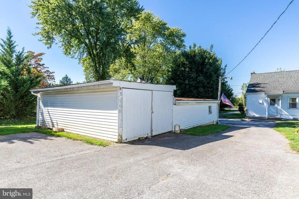 Photo of 15811 HANOVER PIKE