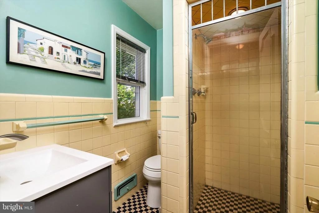 Photo of 16 SAINT MARTINS ROAD