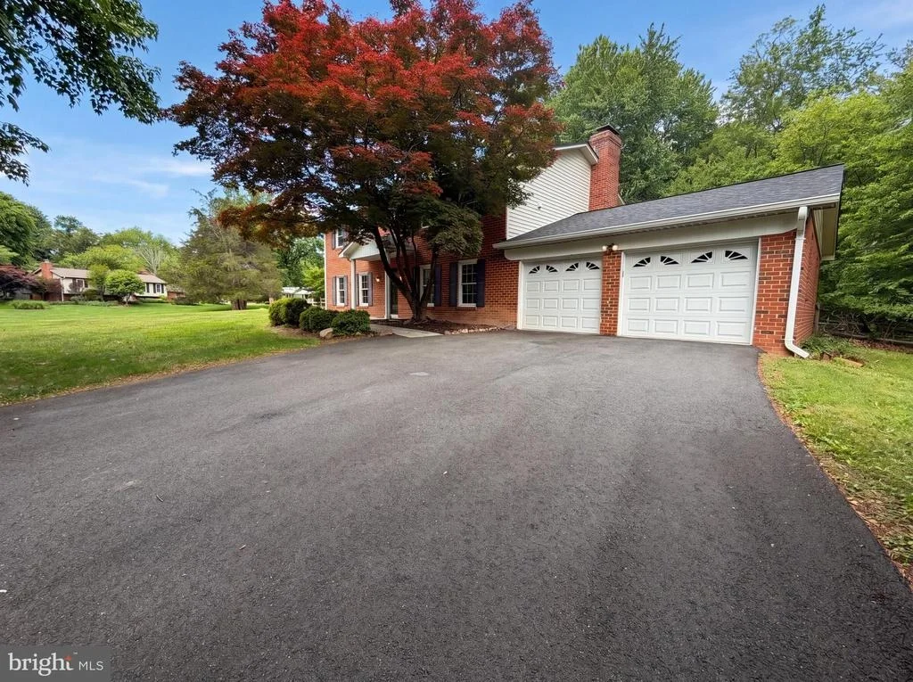 Photo of 3211 FOX MILL ROAD