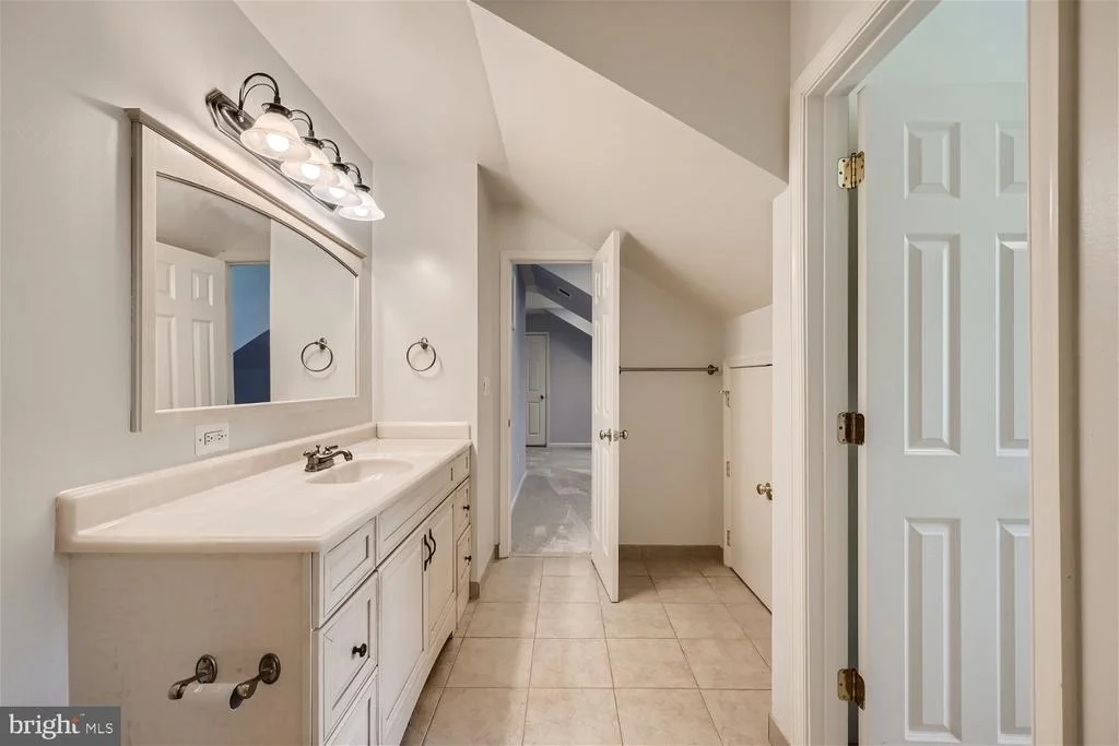 Photo of 15014 SPRING MEADOWS DRIVE