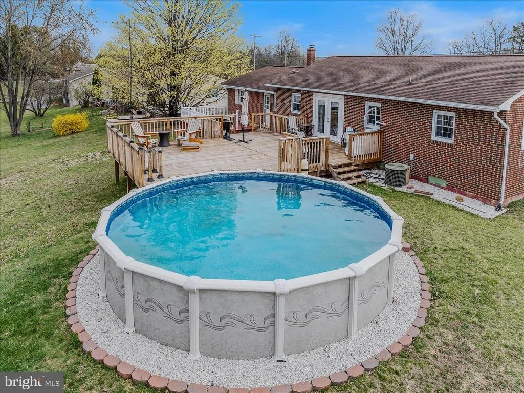 Photo of 1635 FAIRVIEW DRIVE