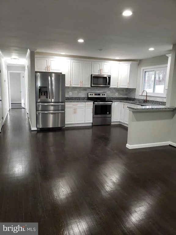 Photo of 12814 PINE TREE LANE