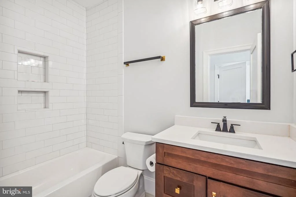Photo of 1606 BROOKSIDE ROAD