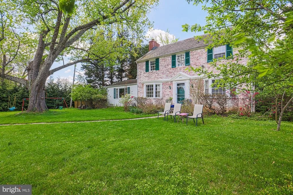 Photo of 3310 LABYRINTH ROAD