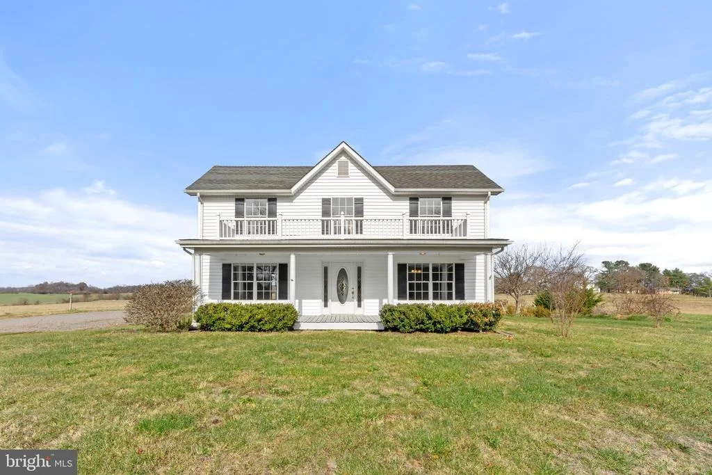 Photo of 18499 AUBURN ROAD