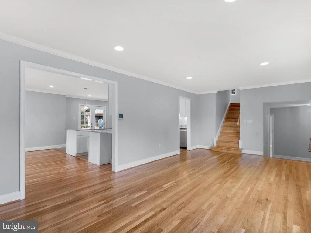 Photo of 15121 MIDDLEGATE ROAD