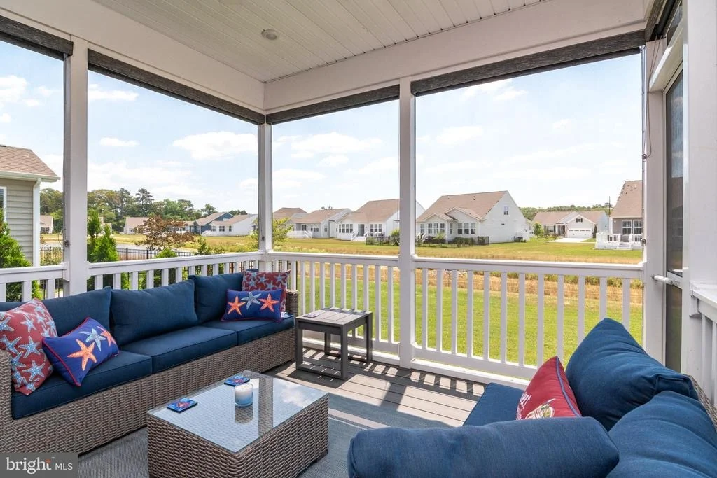 Photo of 25068 TREEVIEW LN