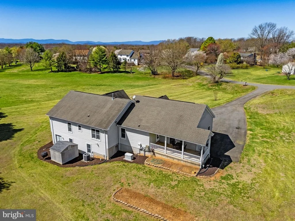 Photo of 7453 OPAL ROAD