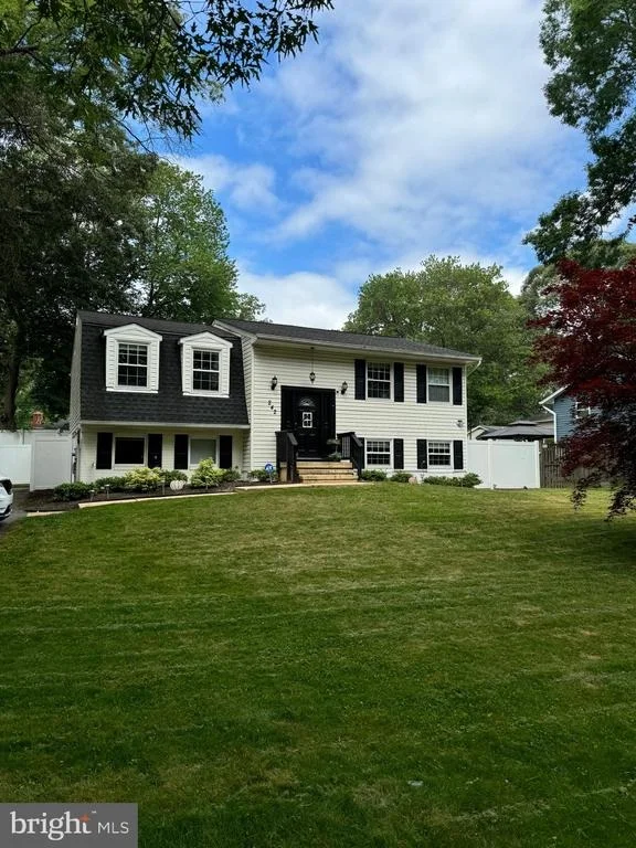 Photo of 242 11TH STREET