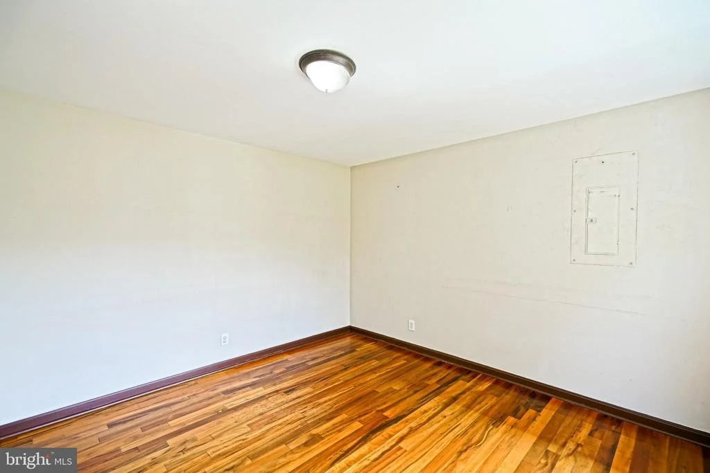 Photo of 102 MALLARD DRIVE