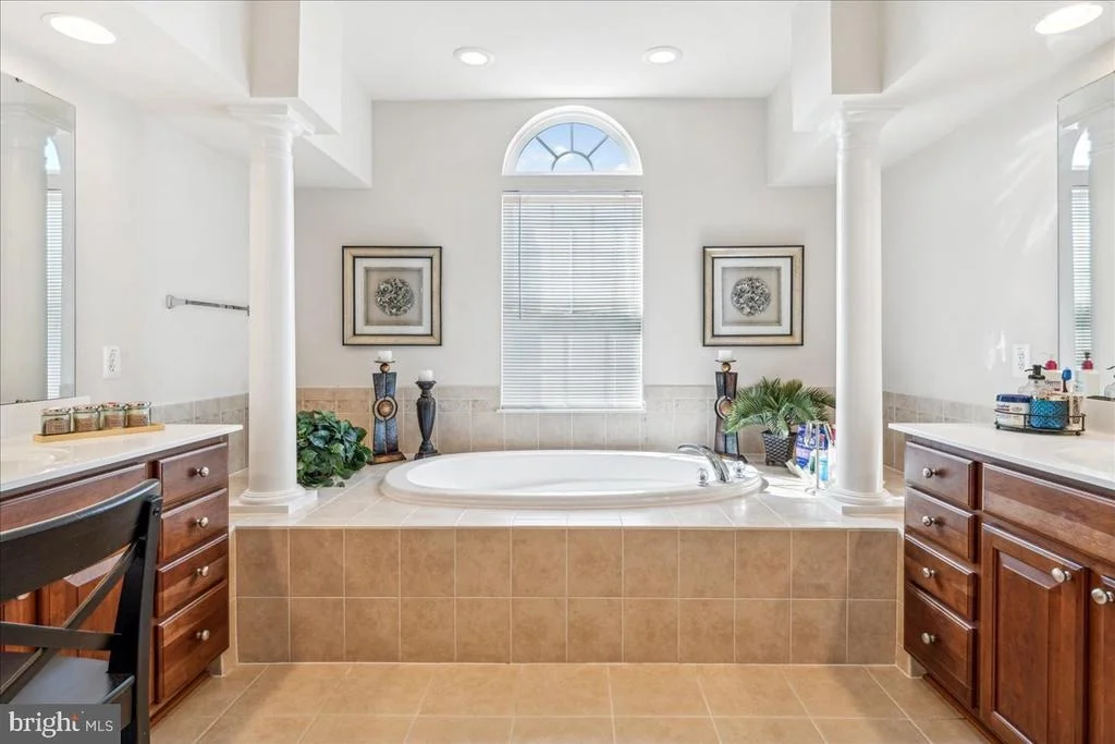 Photo of 10902 SIR PAUL PLACE